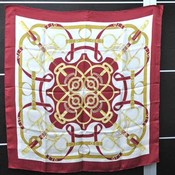 Authentic HERMES Scarf "Eperon D'or" Silk Red - Picture 7 of 16